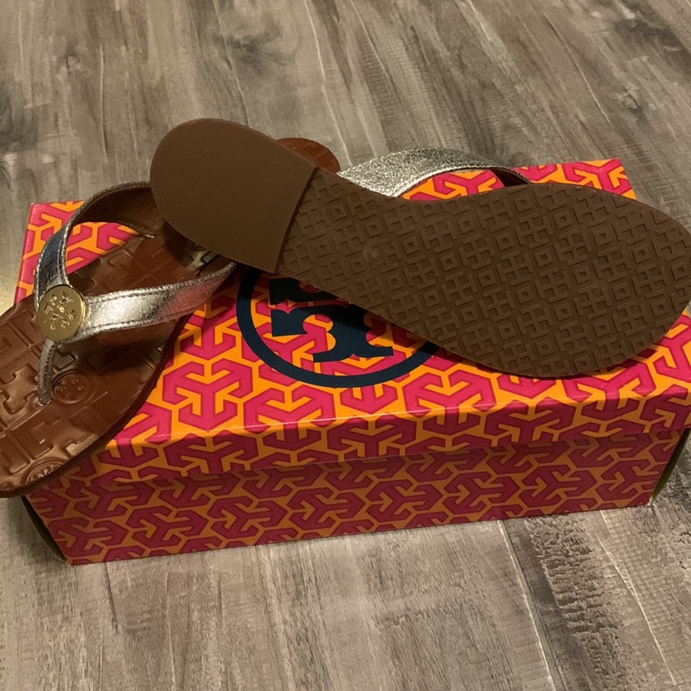 Tory Burch sandals size 5 - Picture 2 of 4